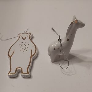 White and Gold Ceramic Ornaments Ceramic Animal Theme Polar Bear & Giraffe